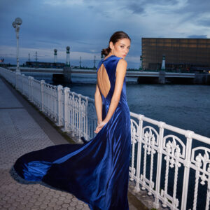 Vestido Audrey Azul Terciopelo Artola